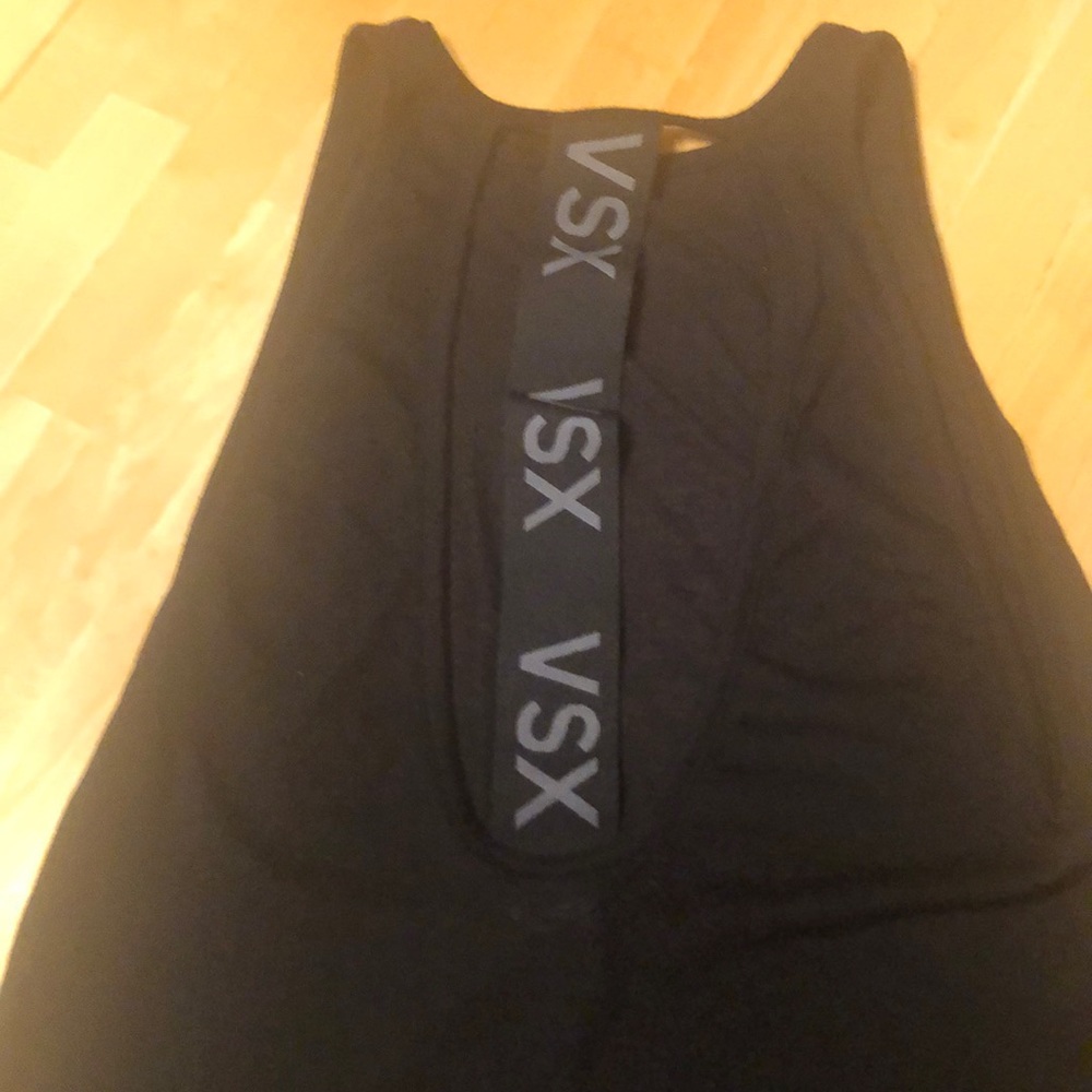 VS Tank - Picture 2 of 3